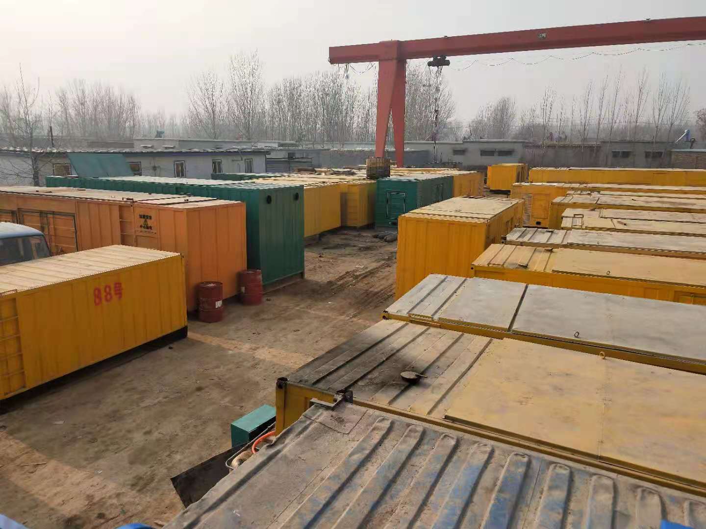 临安租赁发电机-灰尘、风沙对柴油发电机组造成哪些不良影响？